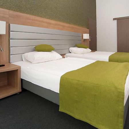 Kalinowe Pola Golf Village Niesulice Ngoại thất bức ảnh