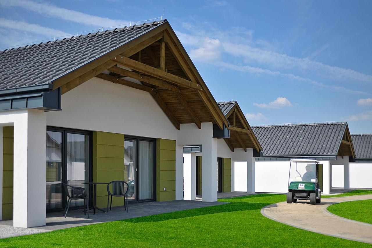 Kalinowe Pola Golf Village Niesulice Ngoại thất bức ảnh